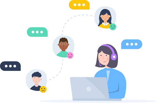 support manager communicates with customers